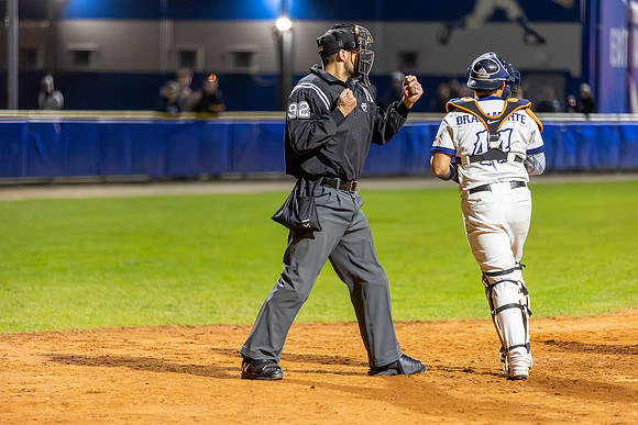Extraliga 2026 , Robert Vávra , Sabat Praha , Třebíč Nuclears , baseball, umpire, David Chalupa, Chalupa