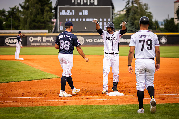 Martin Zelenka, Alex Monsalve, Luis Rengel